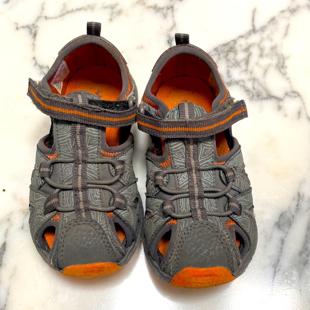 Dark gray with orange detail Toddler Merrell sandals